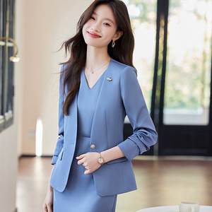 Women's Green Two-Piece Suit Set With Blazer And Midi Skirt Solid Color Satin No-Wrinkle Treatment For Office Wear - Product Image 5