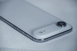 สมาร์ทโฟน Ultra-thin 17air สีฟ้าอ่อน 5G ระบบปฏิบัติการ iOS หน้าจอ OLED 6.3 นิ้ว 120Hz กล้อง AI คุณภาพสูง โทรศัพท์ทำงานประสิทธิภาพสูง รองรับ NFC - Product Image 4