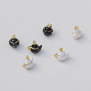 Pendentif théière 3D en alliage noir et blanc pour la fabrication de bijoux, accessoires DIY, vente en gros - Product Image 3