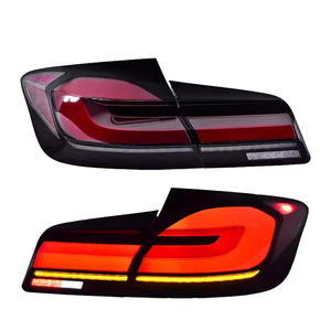 Fanaleria Posteriore per <span class=keywords><strong>BMW</strong></span> Serie 5 <span class=keywords><strong>F10</strong></span> 2011-2017, Aggiornamento <span class=keywords><strong>LED</strong></span> Sequenziale Stile G30 F90 LCI, Luci Posteriori Rosse e Fumé - Product Image 1