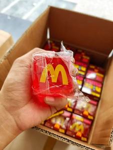 Juguete Antiestrés Needoh Nice Cube Style, <span class=keywords><strong>Cubo</strong></span> Transparente Rojo con Logotipo Amarillo - Product Image 2