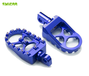 Motocicleta SWICOO MX <span class=keywords><strong>Chopper</strong></span> Estilo Bobber 360 °   Reposapiés CNC Giratorios Anchos para Harley Dyna Sportster Fatboy Iron <span class=keywords><strong>883</strong></span> - Product Image 4