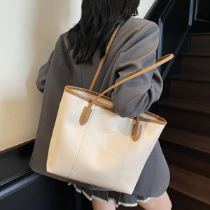 กระเป๋าถือสีแดงเรียบง่าย กันน้ำ ทำจากหนัง PU สำหรับผู้หญิง - Product Image 3