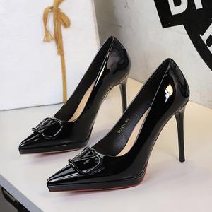 Wholesale Women's Pointed Toe Stiletto <strong>Heel</strong> Pumps | Patent Leather Square Elegant Office Dressy High <strong>Heels</strong> - Product Image 4