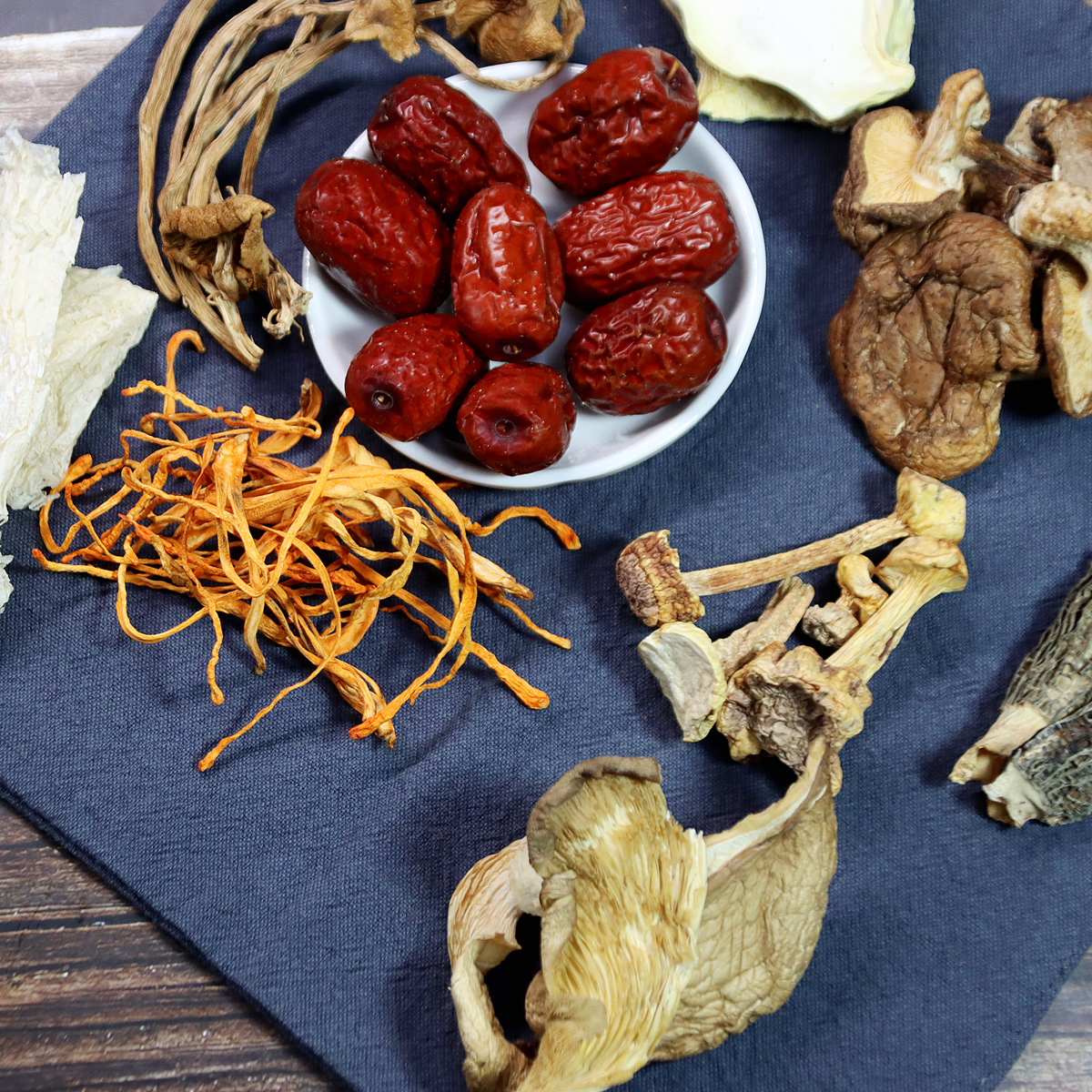 Guizhou Китай сушеные грибы смешанный суп Feigu восемь грибов суп булочка, сушеные грибы, сушеные грибы shiitake