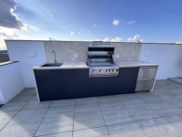 Cuisine extérieure modulaire préfabriquée en acier inoxydable 304, bar portable avec évier et robinet, design moderne
