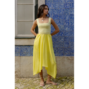 Robe midi personnalisée à col carré sans manches avec corsage en tricot et ourlet en tissu - Product Image 1