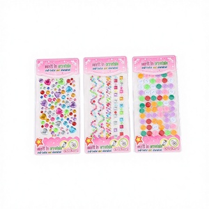 Kit d'artisanat DIY pour enfants avec plus de 1000 fournitures d'art et d'artisanat pour l'école et les projets faits main - Product Image 5