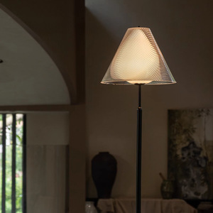 Lampadaire minimaliste à LED, lumière chaude, commande tactile, garantie de 3 ans, pour salon, chambre à coucher, bureau, design nordique - Product Image 4
