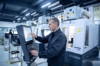Ordinateur industriel tout-en-un Yingtouch 8 pouces avec écran tactile capacitif et interface USB pour l'utilisation en atelier PLC