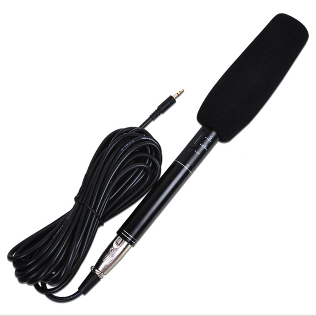 D1060 Professional Handheld Microphone for Journalist Interview Wired Conference Use with a Stylish DSLR Journalist Micro Pech