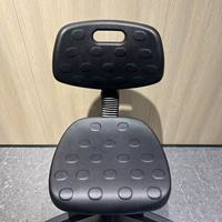 Chaise en polyuréthane durable avec base en nylon, tabouret de travail inclinable pour bureau studio hôpital clinique salon caissier usine de tatouage