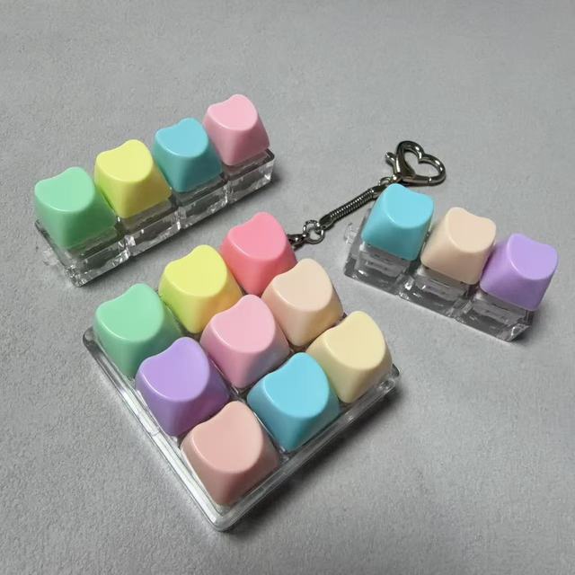 4 Key Heart Button Press Fidget Clickers Mechanical LED Light Keyboard Keycap Keychain Decompression Toy