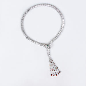 مجموعة مجوهرات فاخرة على شكل ثعبان من الزركون مكتنزة عالية الحس ، قلادة وأقراط شرابة مطلية بالفضة بتصميم فريد من نوعه للحفلات - Product Image 5