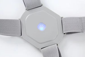 Corrector de postura inteligente para enderezar los hombros con vibración y sensor inteligente para la parte superior de la espalda - Product Image 4