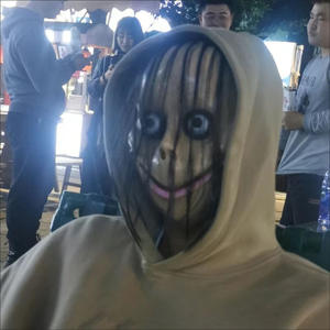 قناع الرعب هالوين مع شعر طويل قناع شبح تأثيري للرجال أقنعة الفم على شكل حرف V مضحكة للحفلات لوازم صعبة - Product Image 3