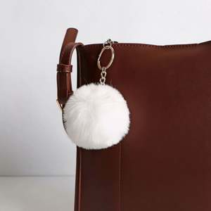 Promoción Extractor de tarjetas de crédito Lindo acrílico Tarjeta bancaria de débito Grabber para clavos largos Llavero de cajero automático <span class=keywords><strong>con</strong></span> bola de pompón y clip de plástico - Product Image 5