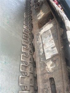 Grue sur chenilles KOBELCO 7080GC d'occasion bien entretenue, équipée d'un moteur principal pour les projets de construction - Product Image 4