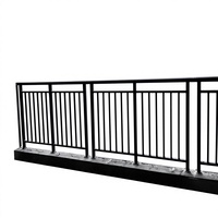 Rampe de balcon en fer forgé et alliage d'aluminium, garde-corps d'escalier extérieur sur mesure selon les plans, fixation au sol