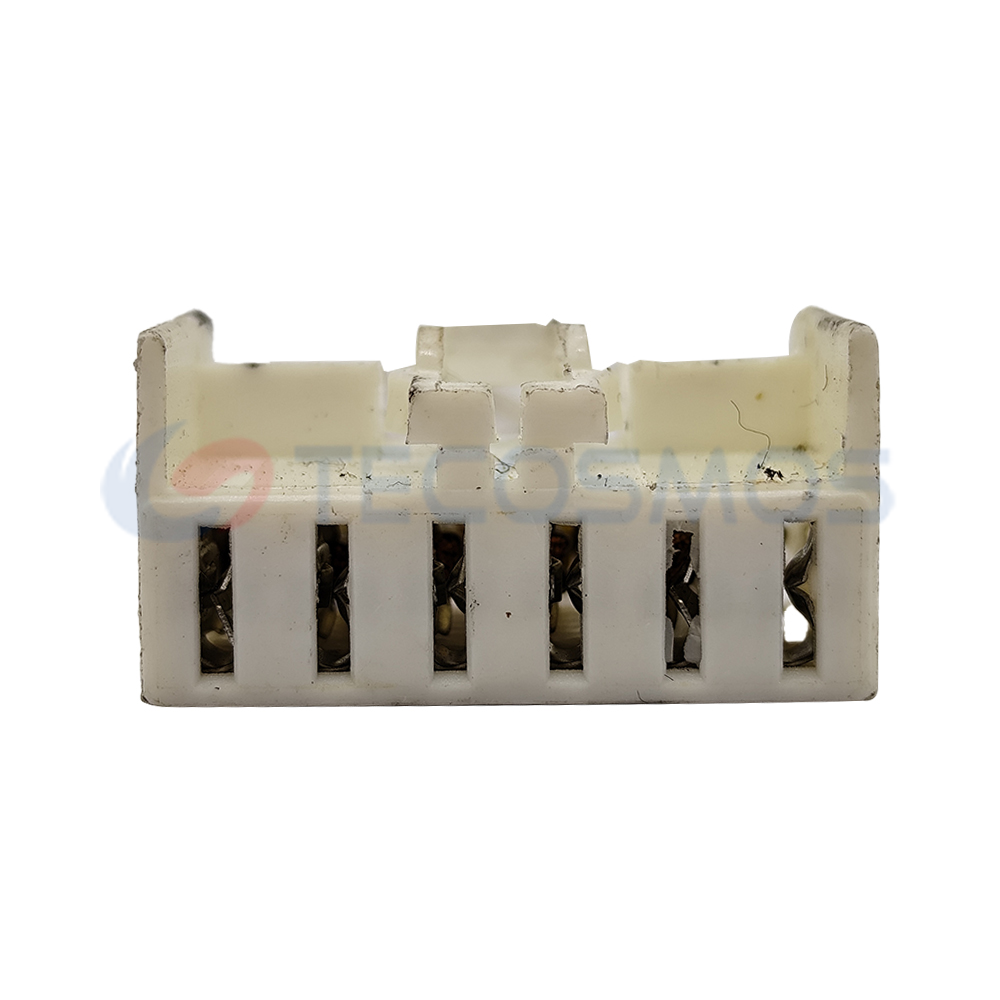 Waterproof Wire Connector Cable Harness Automotive Enclosure Connector for Chrysler 6-pin Female CT6-0173M