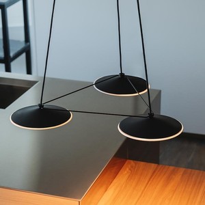Lampe suspendue moderne de forme ovale, ampoule LED E27, version noir et blanc, pour salle à manger, décoration de la maison - Product Image 4