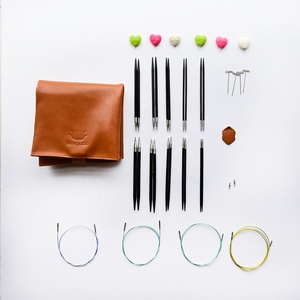 Set di 10 Paia di Ferri Circolari Intercambiabili <span class=keywords><strong>TARIM</strong></span> 5 in Legno di Ebano da 2,75mm a 6,00mm di Lotus Yarns, Strumenti per Lavoro a Maglia - Product Image 4