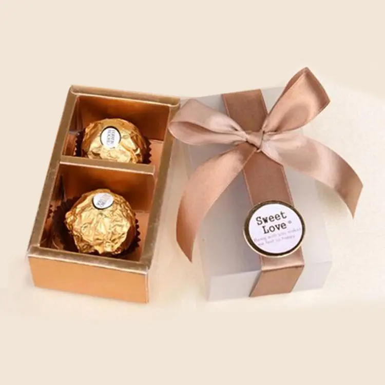 Pequeña caja de embalaje de chocolate dulce personalizada, minicaja de regalo de chocolate de 2 granos reciclada de lujo para el Día de San Valentín con lazo de cinta