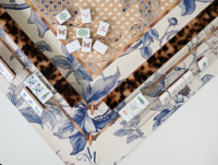 Ubin Mahjong Gaya Oriental Amerika Berbahan Akrilik Motif Cangkang Kura-Kura Bertema Botani untuk Hiburan Perjalanan Hadiah Liburan
