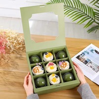 Vente en gros Boîtes d'emballage pliantes vertes pour cupcakes avec couvercle transparent Mini boîte à cupcakes pour dessert 9 aliments Papier couché jetable personnalisé