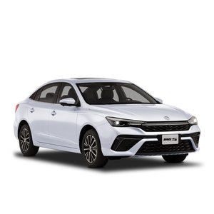 Económico SAIC MG5 Versión México 180DVVT Sedán Manual 1.5L 129HP 5 Velocidades LHD Gasolina Coche de Exportación - Product Image 1