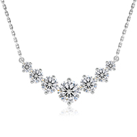 Valentijnsdag cadeau hartvormige moissanite hanger S925 sterling zilveren ketting dames glimlach 1.7CT 7 steen laboratorium gekweekte diamanten ketting
