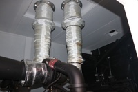 Genset Diesel Cummins 1500kW Terkontainerisasi Kedap Suara Tahan Cuaca untuk Pusat Data, Pertambangan, dan Pasokan Daya di Lokasi Terpencil