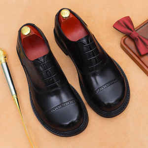 รองเท้าบูทหนังแท้ผู้ชายดีไซน์คลาสสิคล่าสุด ประจำฤดูใบไม้ร่วง-ฤดูหนาว ปี 2025 สวมใส่สบาย เหมาะสำหรับทำงาน กันน้ำ กันลื่น สวมแบบสลิปออน - Product Image 3