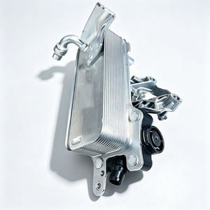 17218514515 Nouveau radiateur de refroidissement d'huile de transmission haute performance en aluminium de haute qualité pour Série 5 G30 Série 3 - Product Image 4