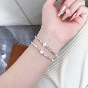 Pulsera de plata de ley S925 con perlas naturales, diseño geométrico de grado AAA para mujer, uso diario - Product Image 1
