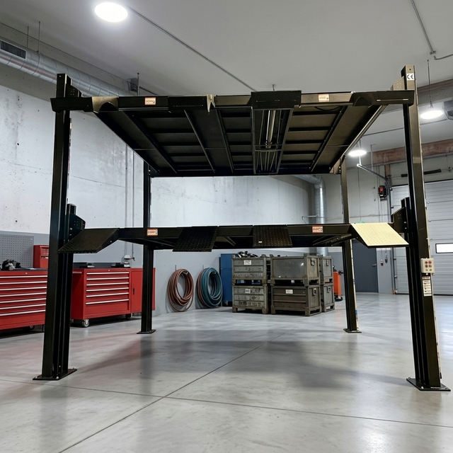 Vertical Parking  Garage Storage CE Approved 4 Post Stacker Hyarculic Car Parking Lift