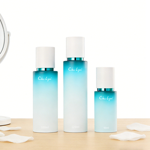 Vente en gros de <span class=keywords><strong>coffret</strong></span> cadeau de soins de la peau <span class=keywords><strong>anti</strong></span>-âge pour hommes, 4 pièces, nettoyant, crème, sérum, tonique - Product Image 3