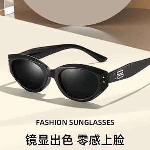 Lunettes de soleil œil de chat Jennie Style pour femmes, monture noire en PC, protection UV375, type 3, lunettes de soleil tendance - Product Image 4