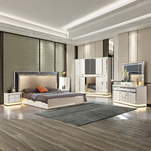 Set di mobili per camere da letto in legno di lusso squisito per la casa o il doppio Hotel con calore naturale e caratteristiche di stoccaggio - Product Image 4