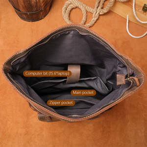 Sac à dos Crazy Horse en cuir véritable vintage pour hommes, sac à dos de voyage extérieur doublé de polyester avec compartiment pour ordinateur portable - Product Image 5