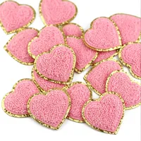 Patchs en chenille écologiques du fabricant, sequins assortis en forme de cœur pour appliques, patchs brodés pour vestes en jean et chapeaux