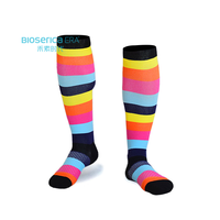 Bioserica Era Chaussettes de sport de haute qualité Chaussettes de compression de sport Chaussettes hautes au genou Logo personnalisé