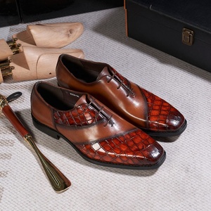 Chaussures habillées pour hommes en cuir véritable faites à la main 2026, style britannique respirant, design Oxford, tendance automne XuanWu - Product Image 4