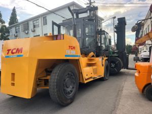 Low Price <b>Used</b> Vigoshop TCM FD200 20 Ton Diesel Forklift Japanese Brand Two/Three Stage Mast 3254mm Fork Length 180mm Fork Width - Product Image 4