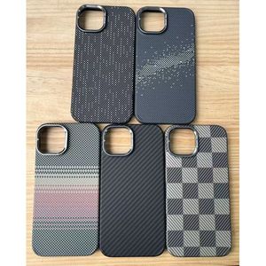 เคสโทรศัพท์มือถือพร้อมขาตั้งสำหรับ iPhone 14 Pro Max ลายคาร์บอนไฟเบอร์ ป้องกันการกระแทก - Product Image 1