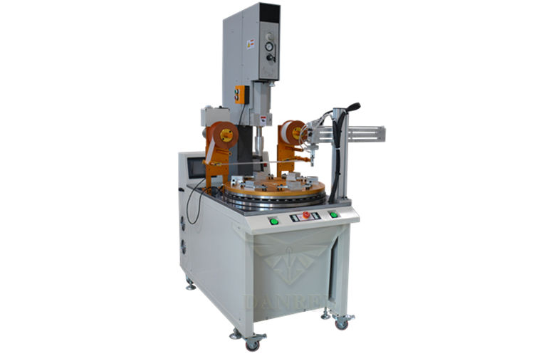 Computer Type Digital Auto-tuning 20KHz 3000W Ultrasonic Plastic Welding Machine Multiple Modes(Time,Energy,Depth,Peak Power)