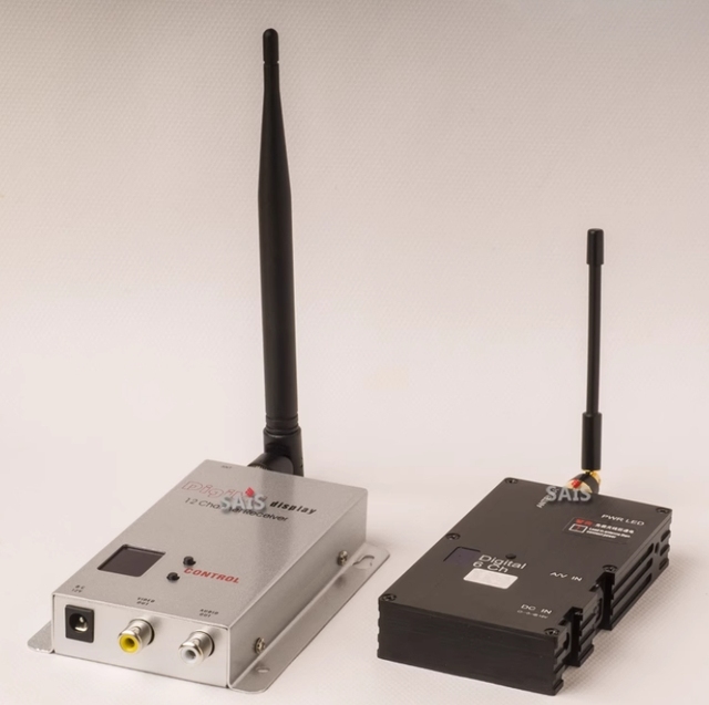 1.2G/1.3G 10W wireless image transmission audio and video transmitter, wall mounted, far distance FPV audio and video
