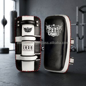Pads thaïlandais IP-1701 personnalisables avec logo, légers, pour la pratique de la boxe et des arts martiaux, en mousse, cuir et plastique EVA – Indispensables - Product Image 4