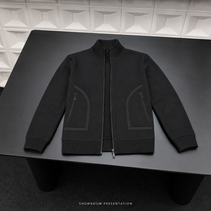 <span class=keywords><strong>Cardigan</strong></span> da Uomo in Lana 100% con Ricamo Personalizzato sul Davanti, Vestibilità <span class=keywords><strong>Slim</strong></span>, Collo Rovesciato, Motivo 3D, Moda Autunno Inverno - Product Image 4