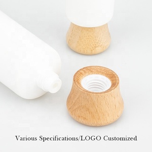 Vietnam WeWood Ecológico de madera Simple Corona Cosméticos Tapón de rosca Tapas para botellas de cuidado de la piel Frascos en diferentes tamaños - Product Image 2